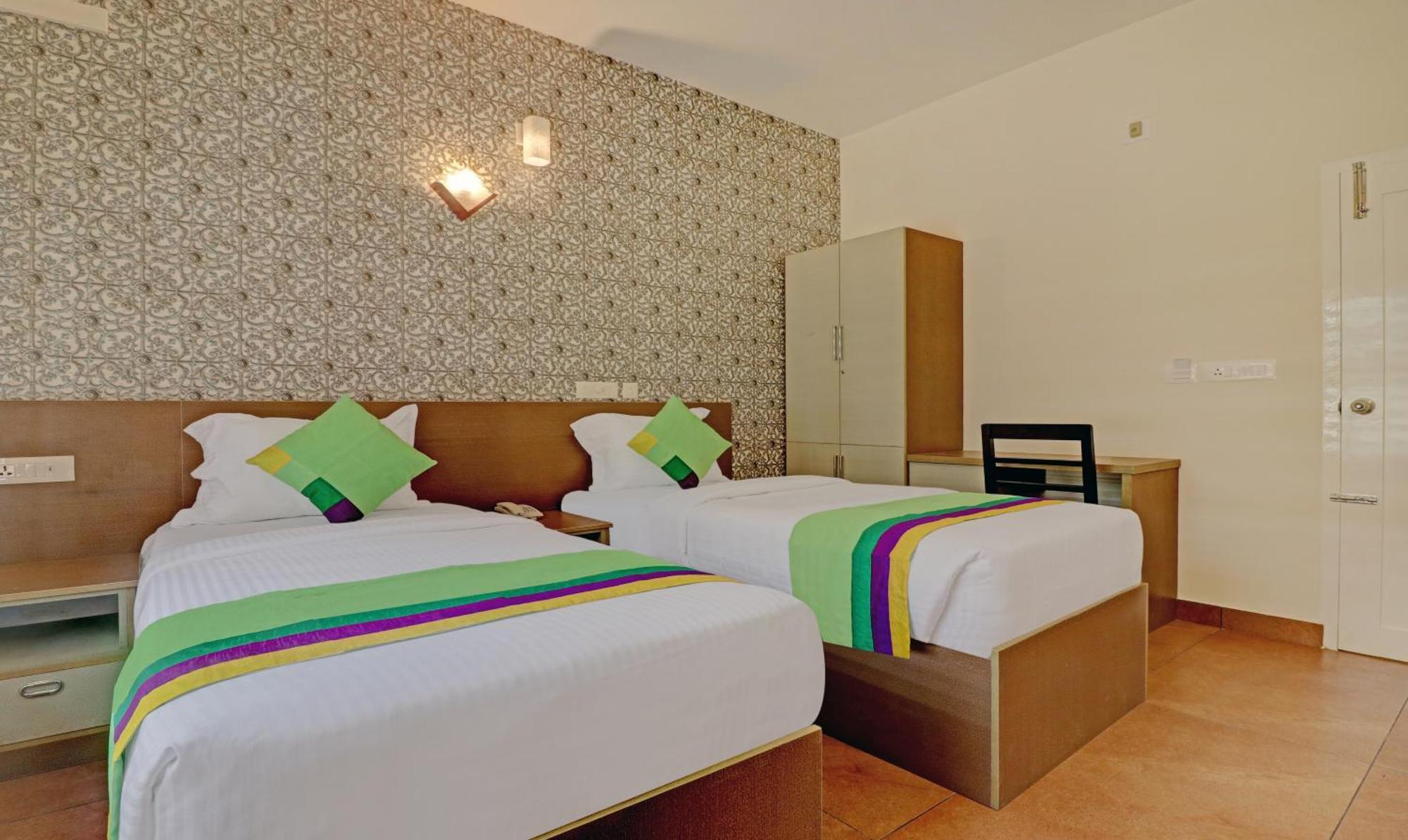 Hotel Treebo Golden Terminal, Kochi Airport Exteriér fotografie