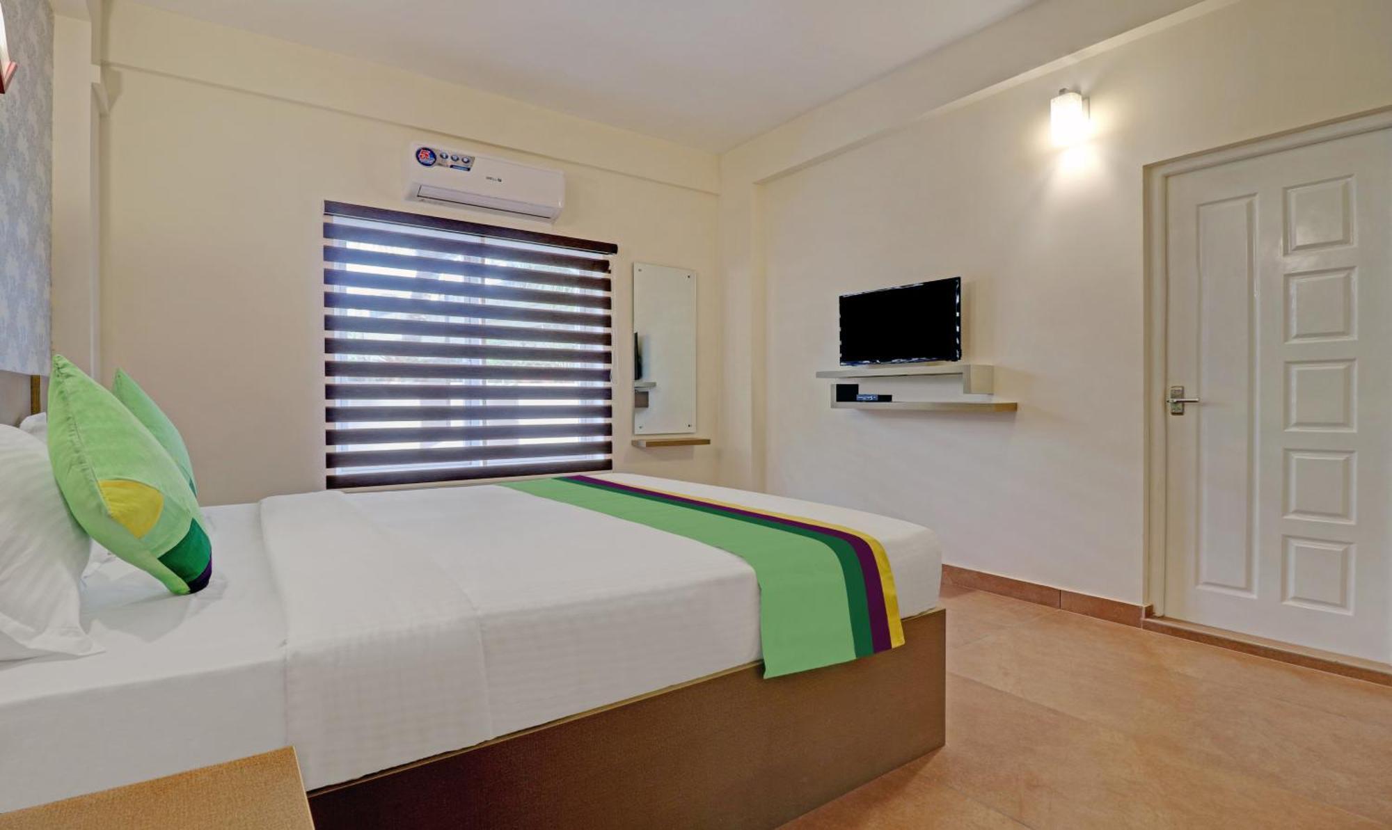 Hotel Treebo Golden Terminal, Kochi Airport Exteriér fotografie