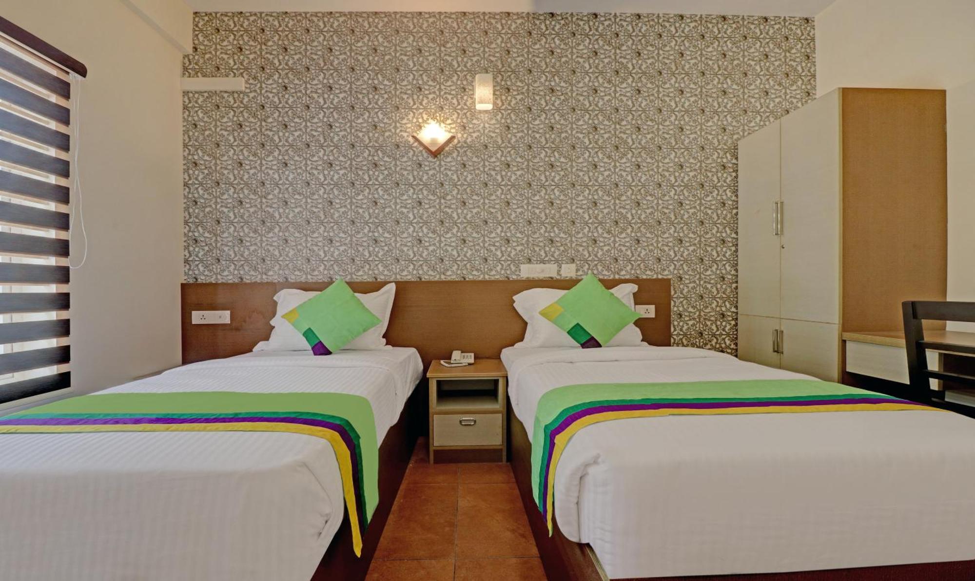 Hotel Treebo Golden Terminal, Kochi Airport Exteriér fotografie